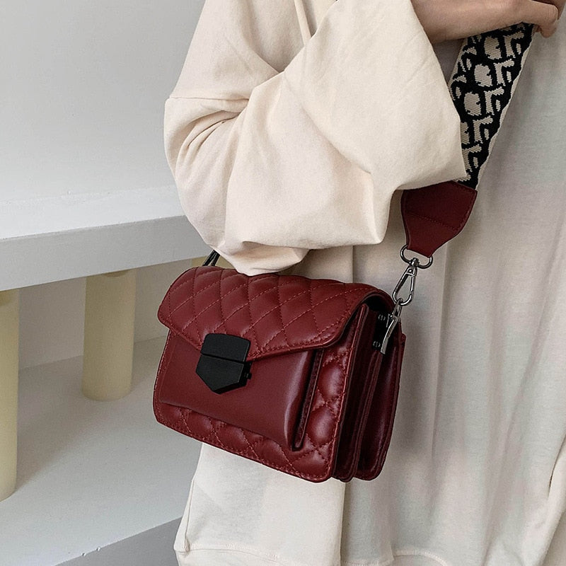 Isabella | Timeless Shoulder Bag